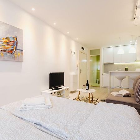 Apartment Hana Lux Belgrád Kültér fotó